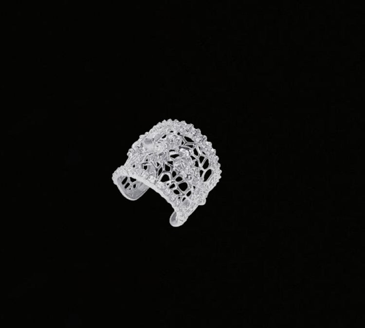 Lace Carat Wide Ring