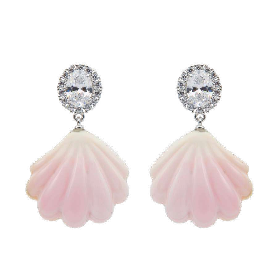 Carved shell pearl stud earrings