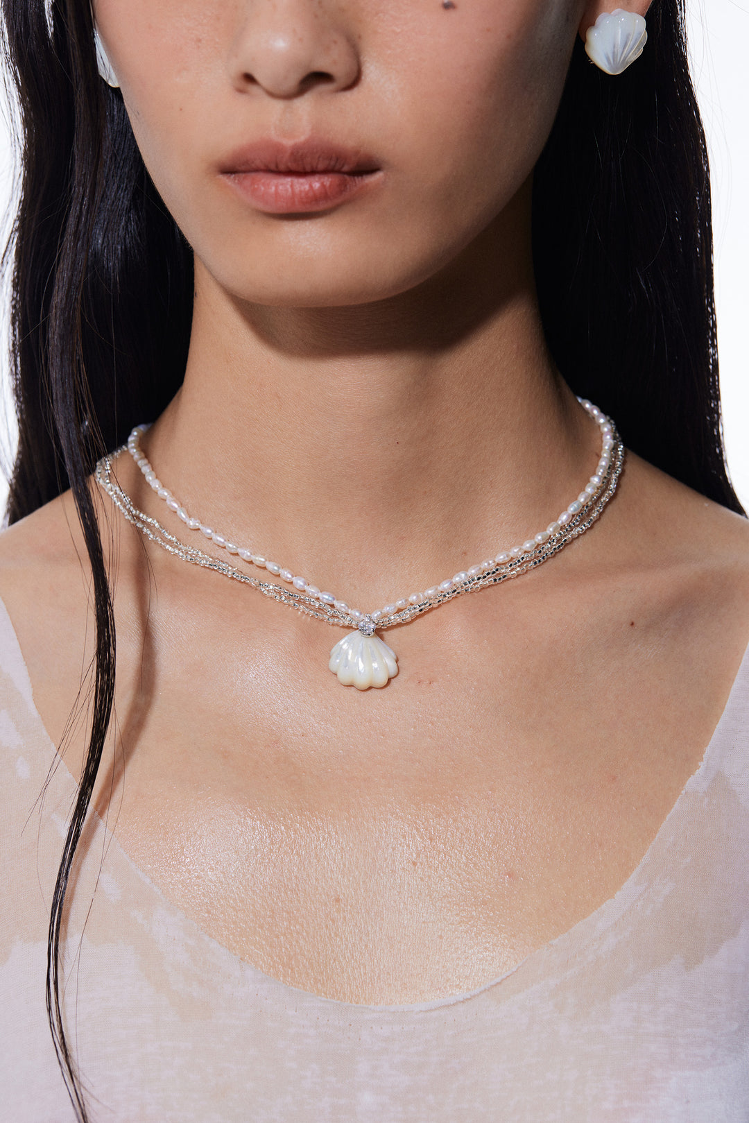 Carved Shell Multi-Layered Bead Chain Necklace