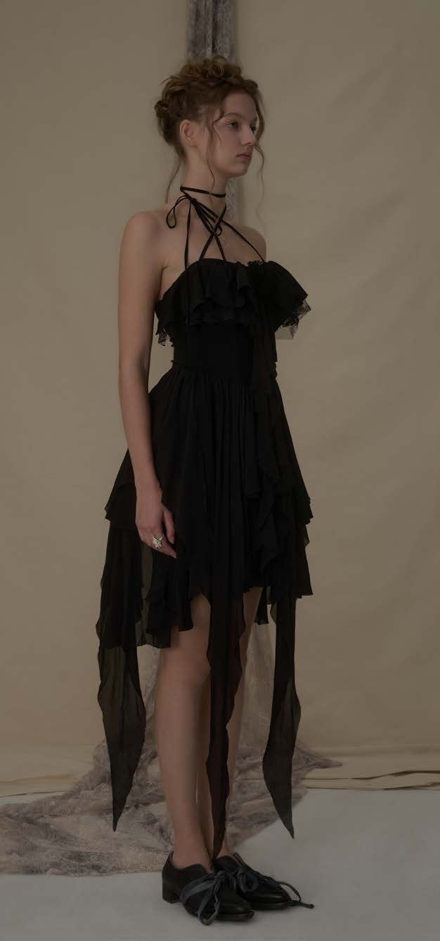 Floral Sheath Neck Dress (Black)