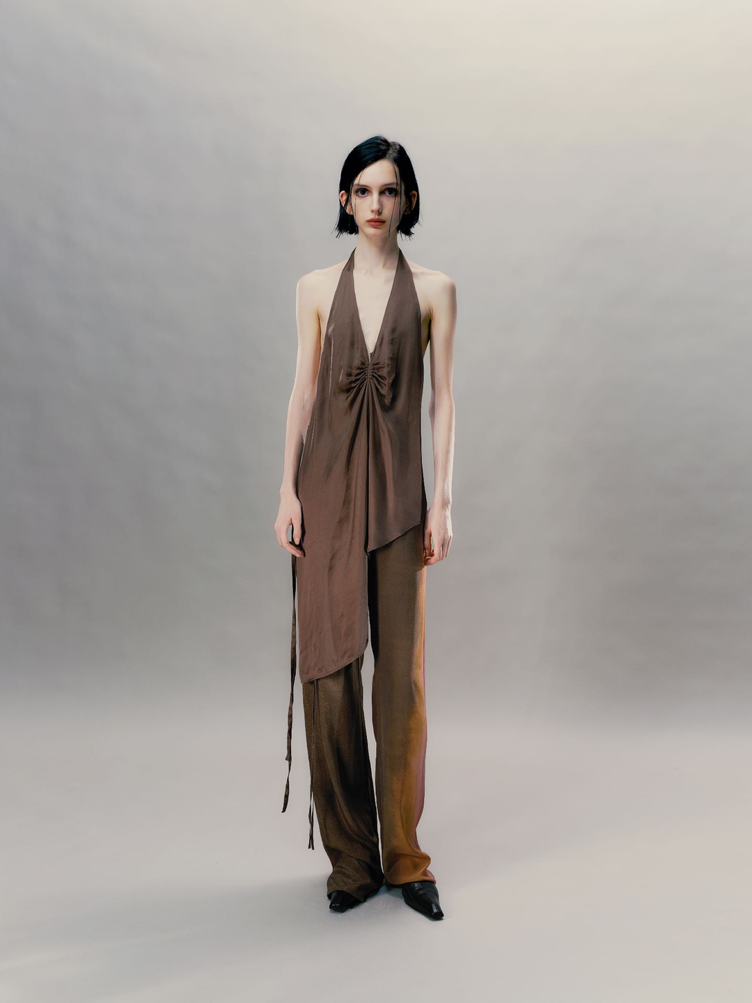 Fluttering Strap Flared Trousers