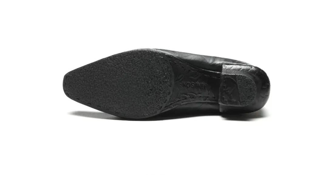Black Tyre Cow Hand Gripped Leather Shoes