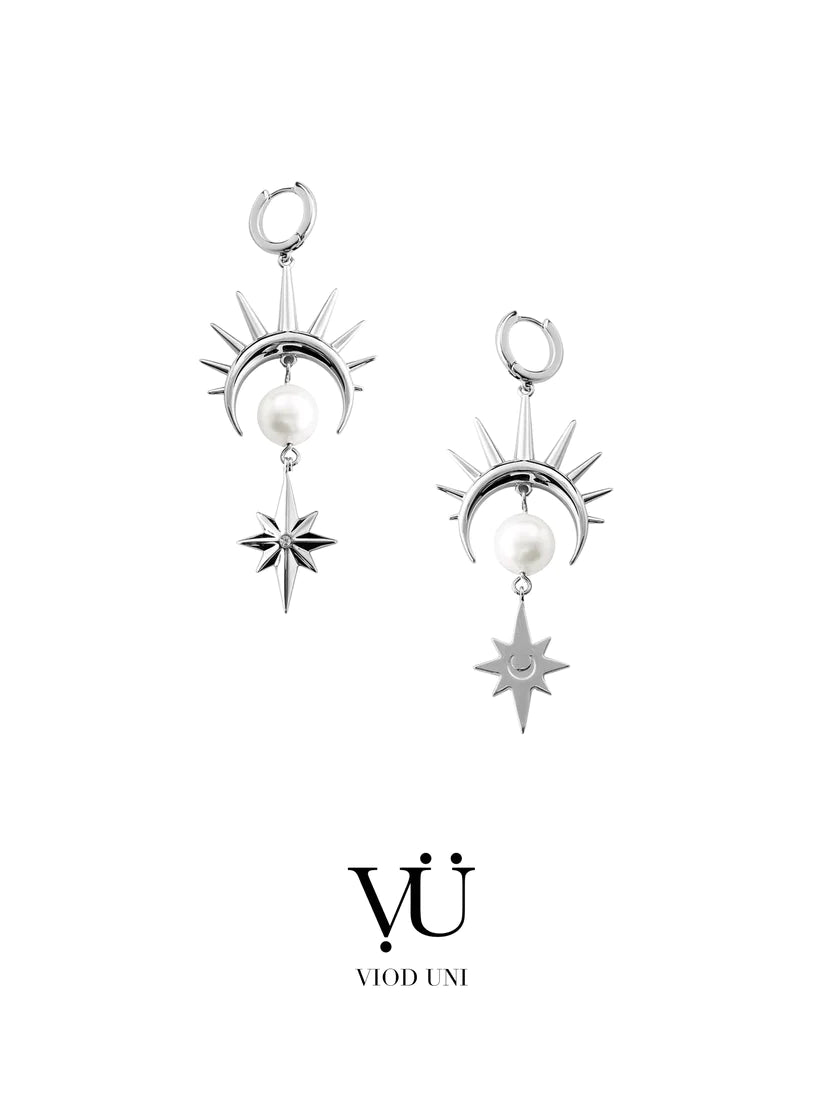 Spiked star and moon pearl stud earrings