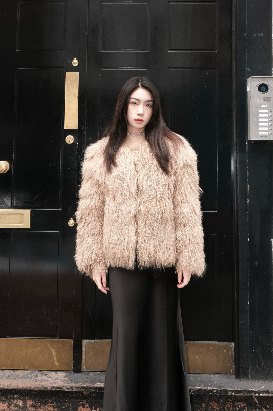 Khaki mid-length fur