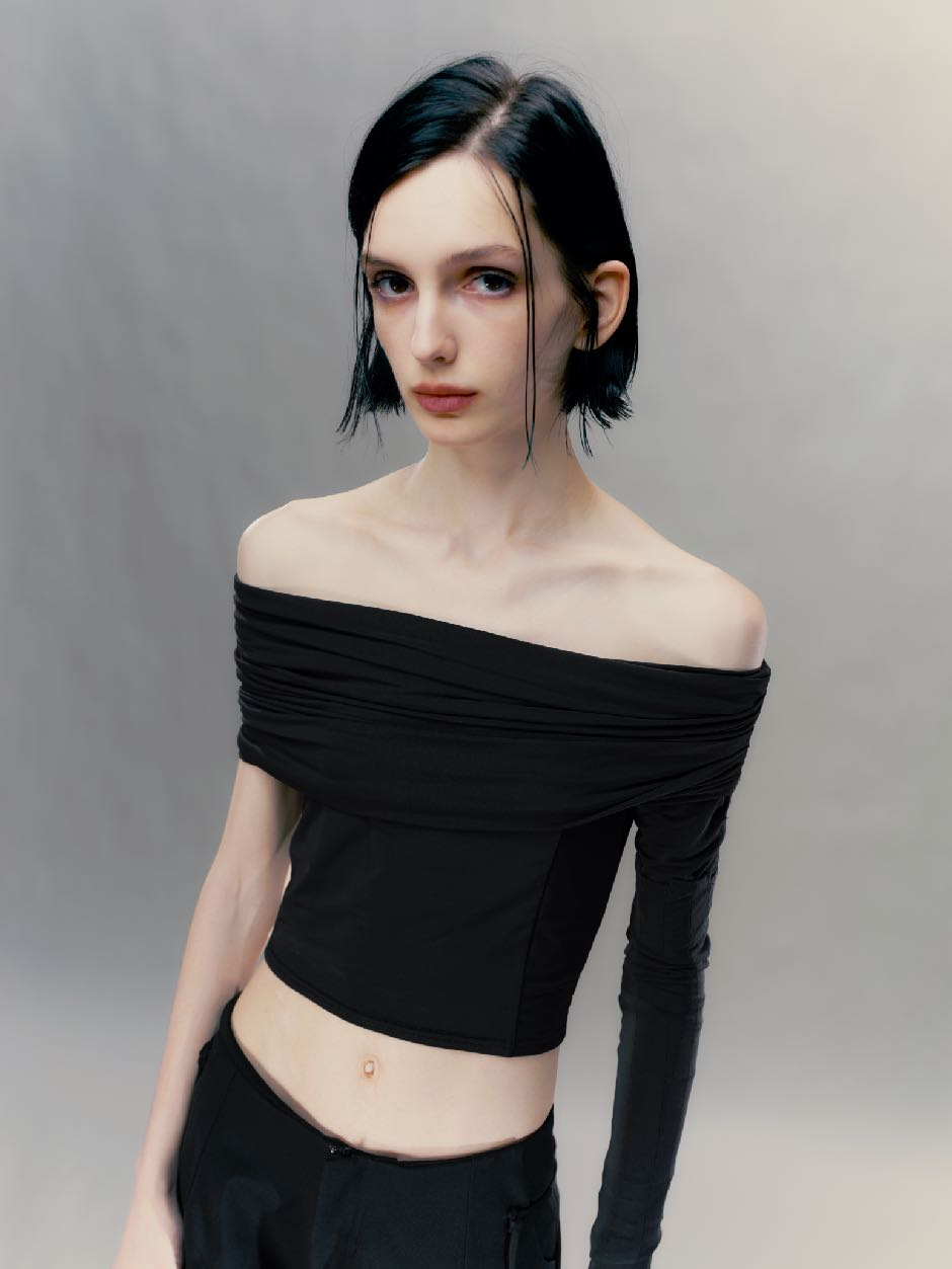One-Shoulder Pile Pleat Top